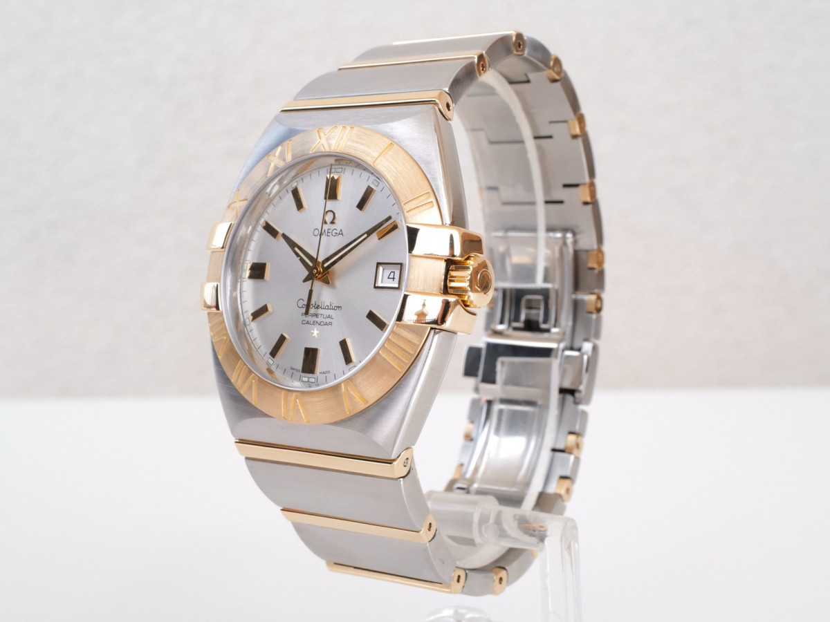 Швейцарские часы Omega Constellation Double Eagle 18K Yellow Gold Steel Quartz