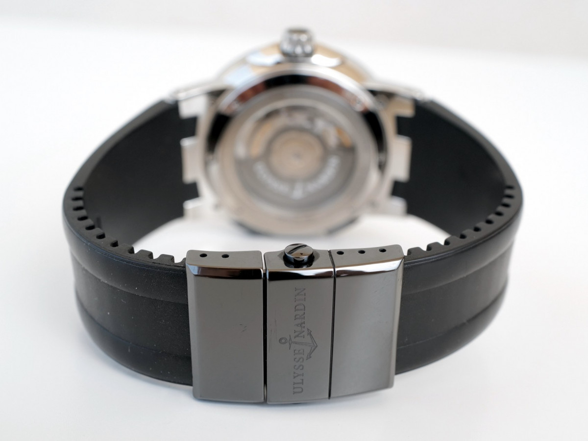 Швейцарские часы Ulysse Nardin Executive Dual Time Black Rubber Strap Black Dial 43