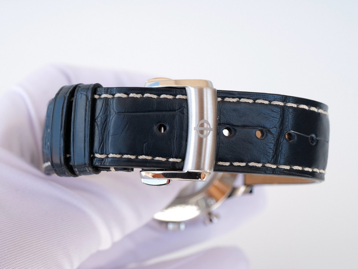 Швейцарський годинник Baume & Mercier Capeland Chronograph Limited Edition