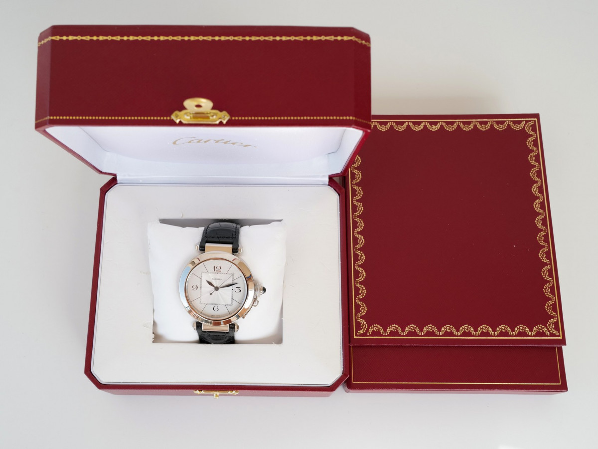 Швейцарський годинник Cartier Pasha de Cartier XL 18K White Gold
