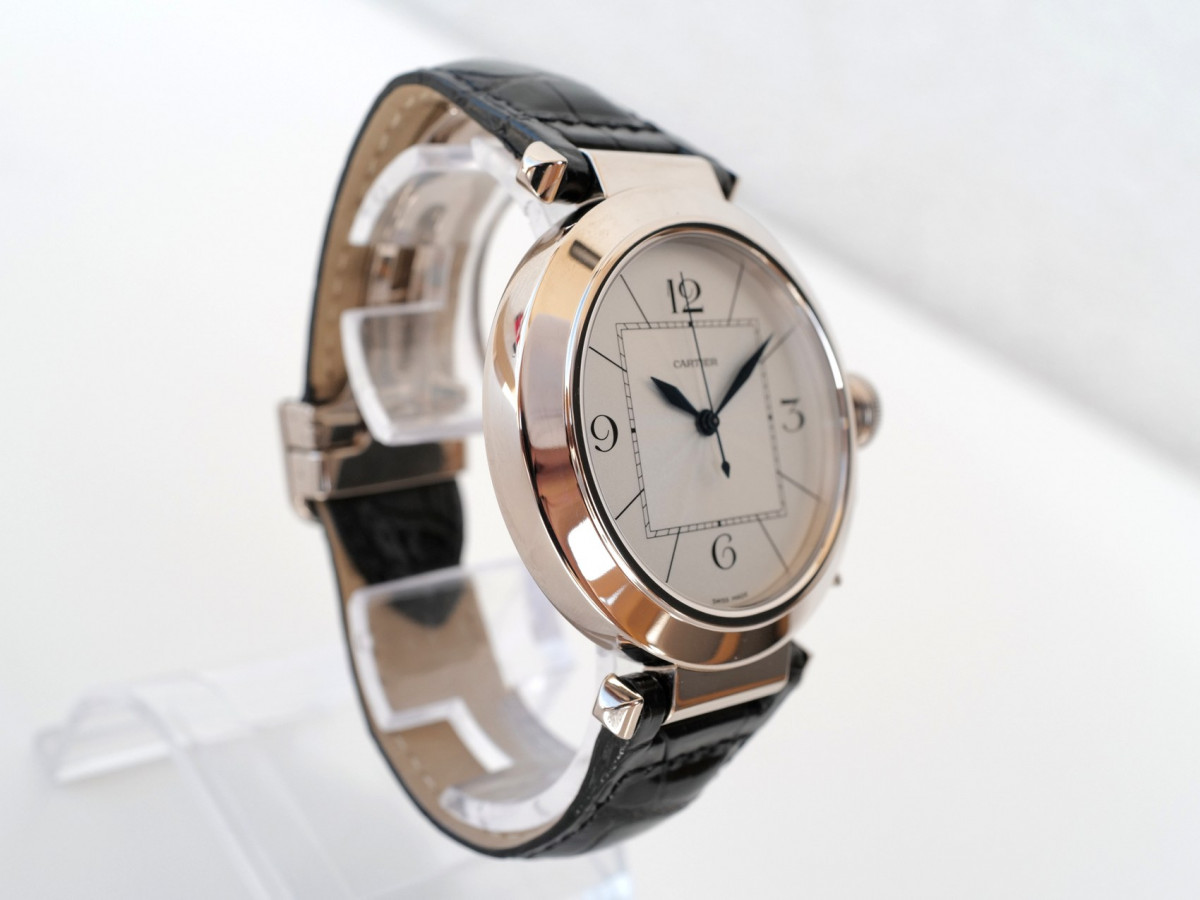 Швейцарський годинник Cartier Pasha de Cartier XL 18K White Gold