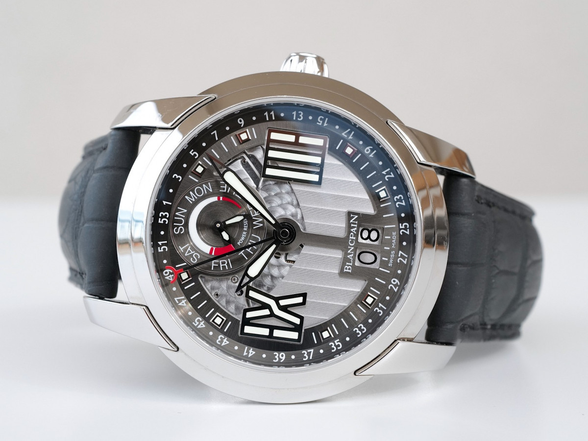 Швейцарские часы Blancpain L-Evolution Semainier Grande Date 8 Jours