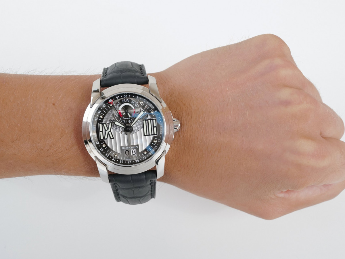 Швейцарские часы Blancpain L-Evolution Semainier Grande Date 8 Jours