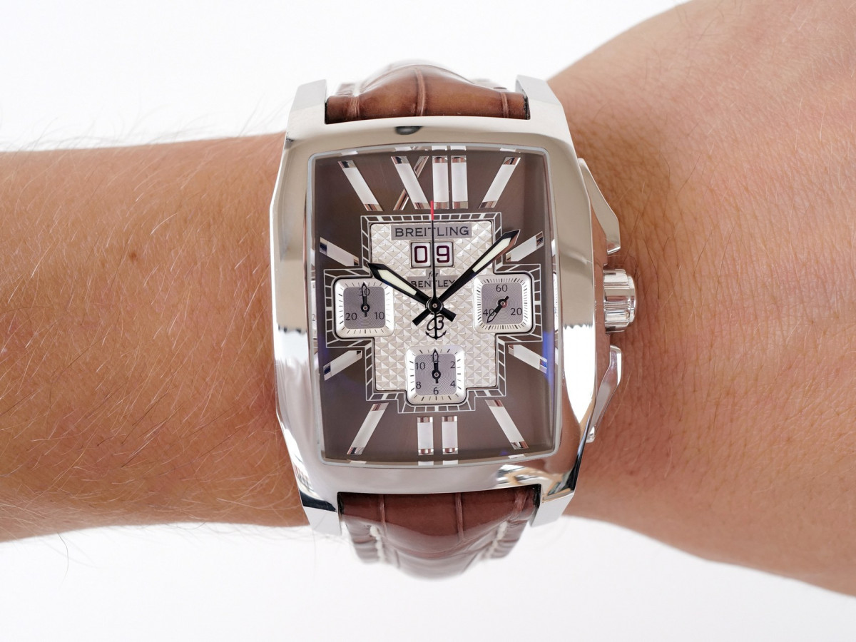 Швейцарские часы Breitling for Bentley Flying B Chronograph