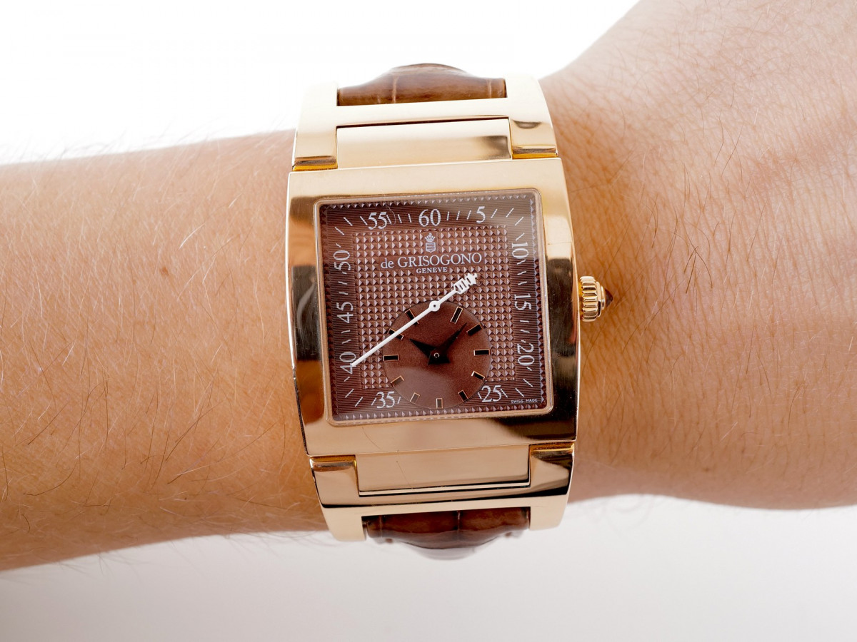 Швейцарские часы De Grisogono Instrumento Uno Grande Seconde 18K Rose Gold Automatic