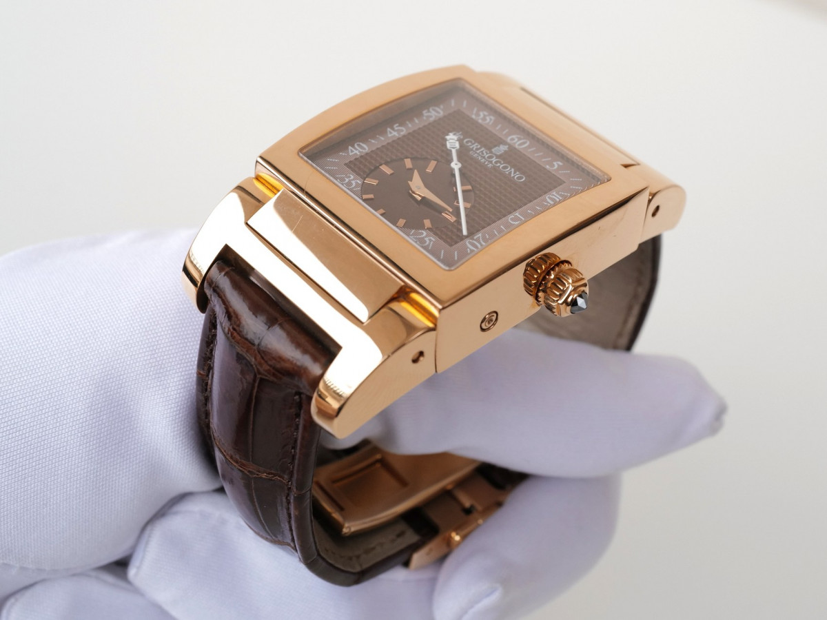 Швейцарские часы De Grisogono Instrumento Uno Grande Seconde 18K Rose Gold Automatic
