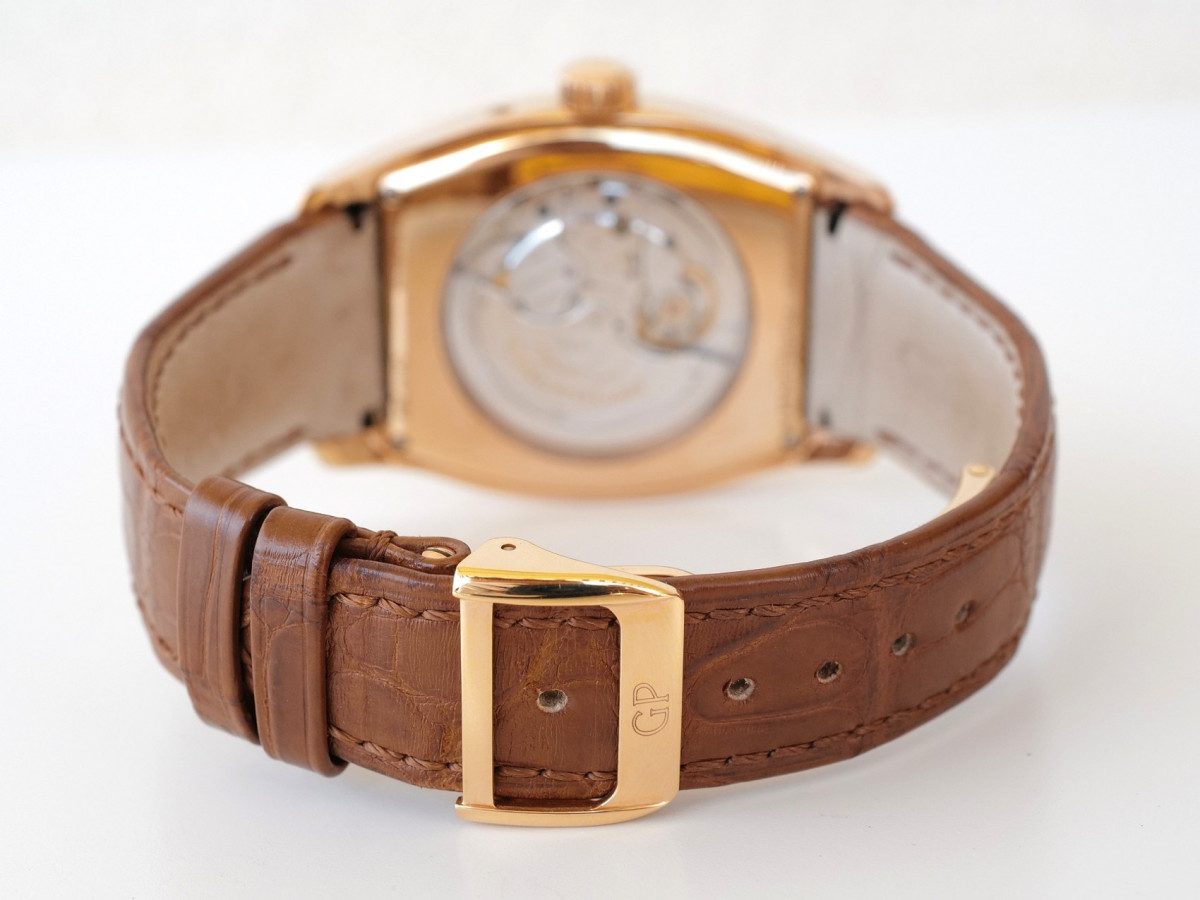 Швейцарський годинник Girard-Perregaux Richeville Large Date Moon-Phases 18K Rose Gold