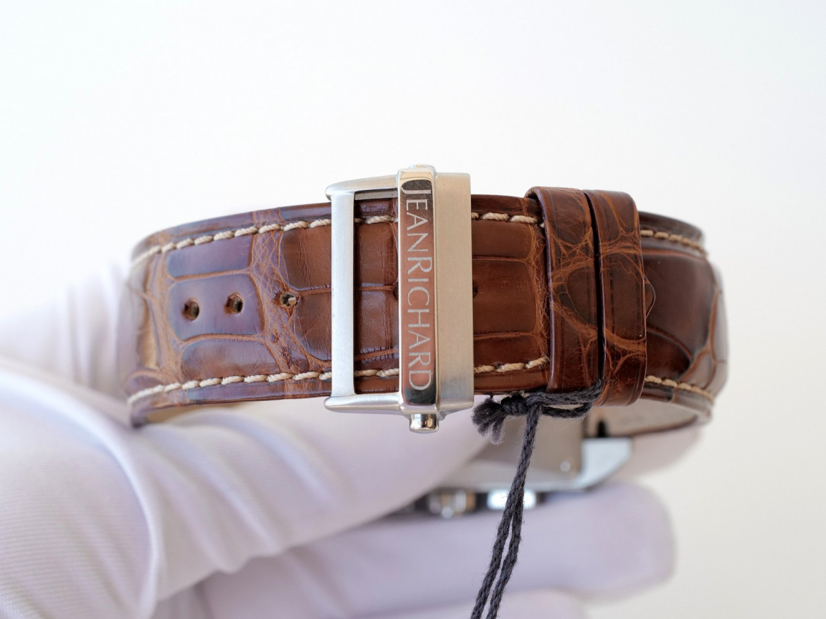 Швейцарський годинник JeanRichard Paramount Square Chronograph