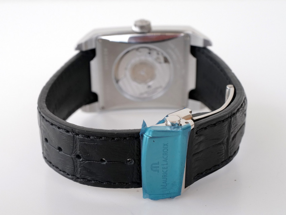 Swiss watch Pontos Rectangulaire Reserve de Marche