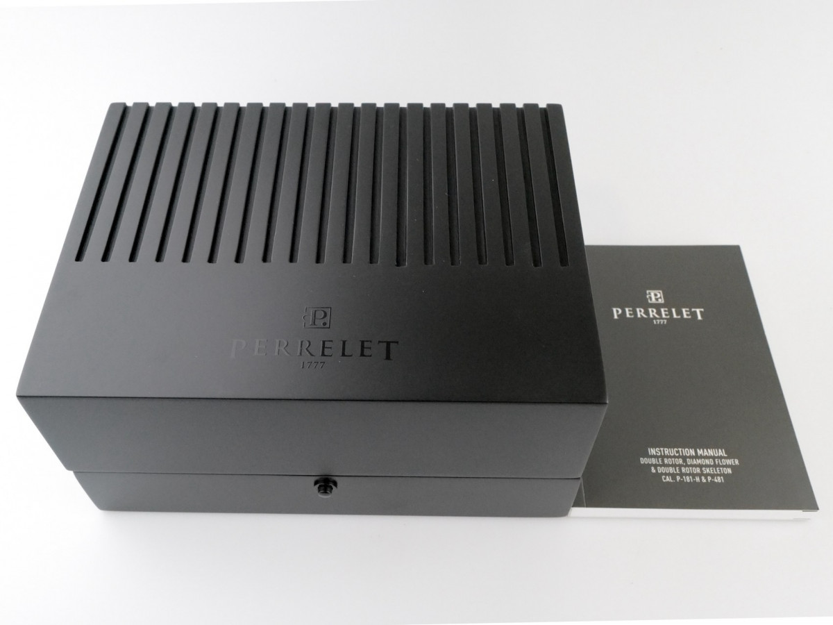 Швейцарские часы Turbine Pilot Black