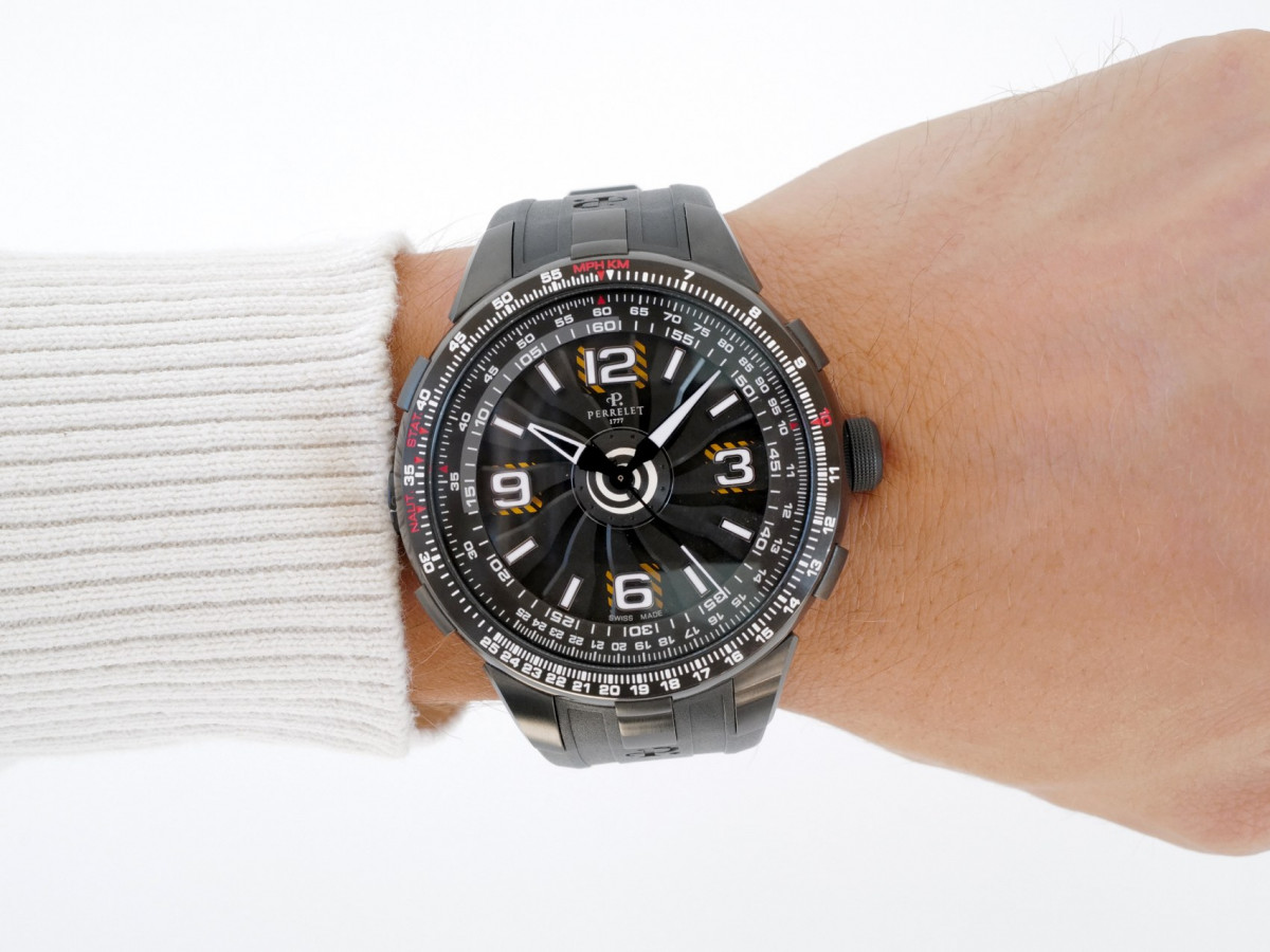 Швейцарские часы Turbine Pilot Black