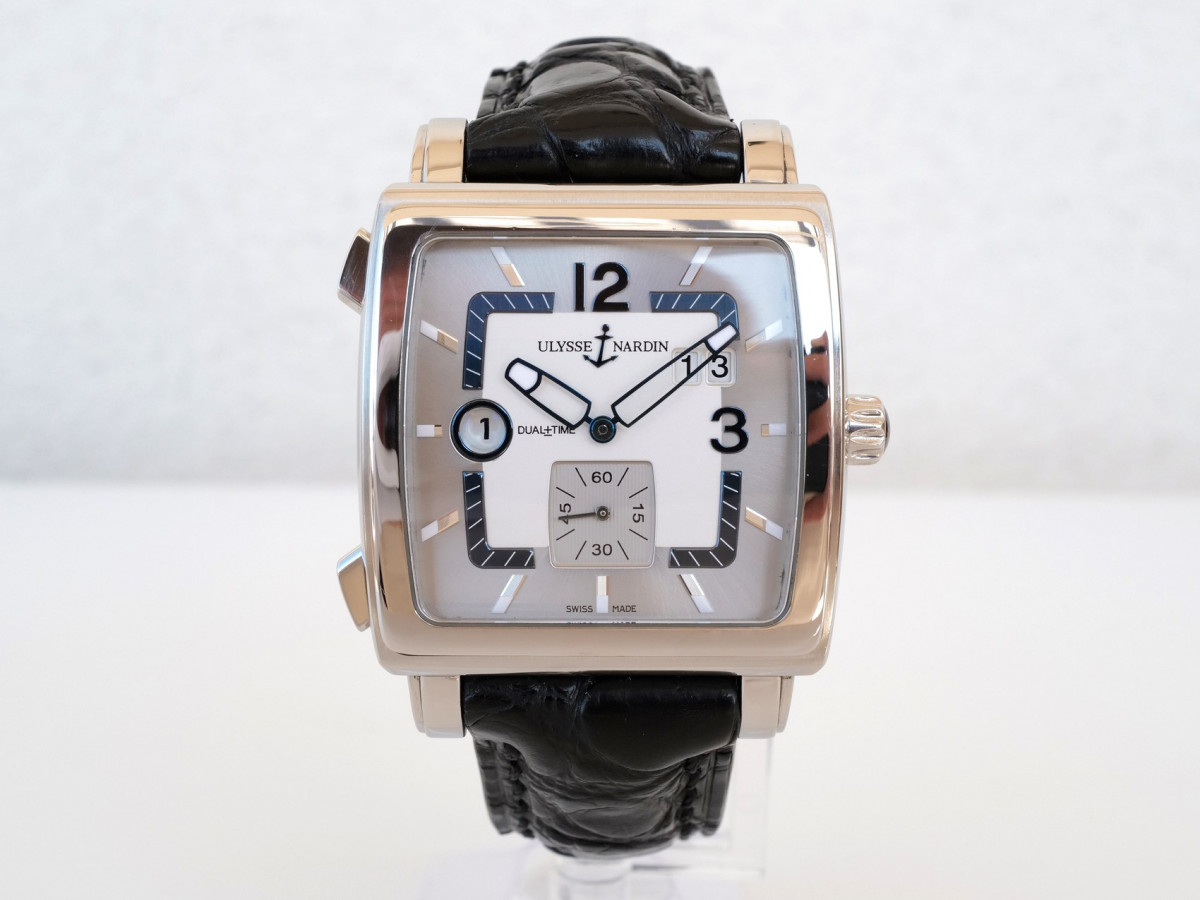 Швейцарський годинник Ulysse Nardin Classic Quadrato Dual Time 42 
