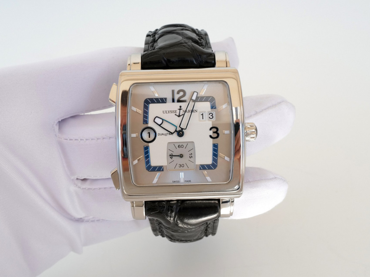 Швейцарський годинник Ulysse Nardin Classic Quadrato Dual Time 42 