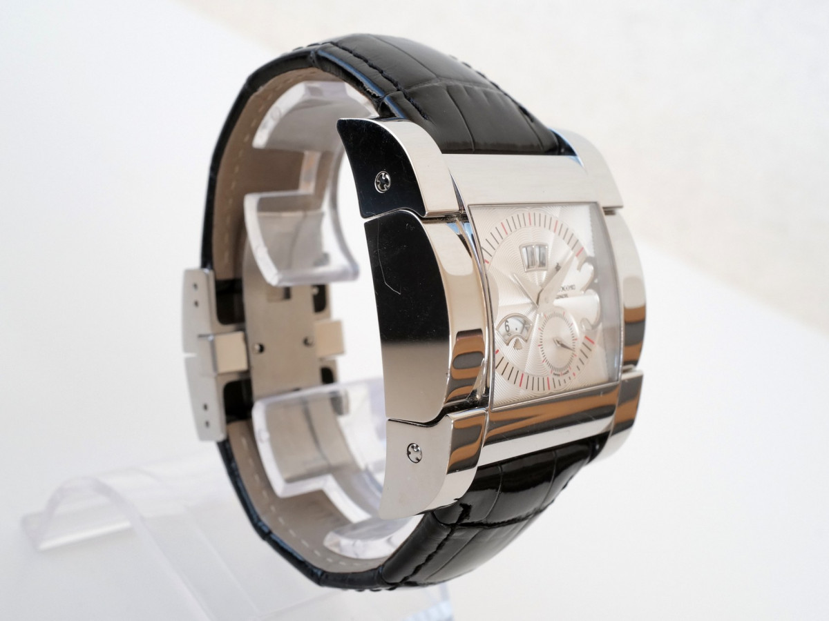 Швейцарские часы De Grisogono Instrumento Novantatre Annual Calendar