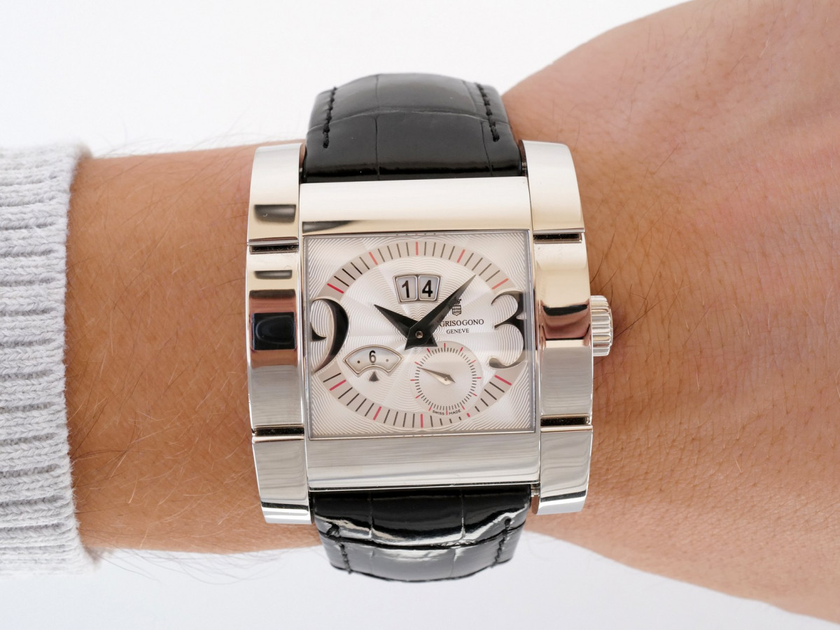 Швейцарские часы De Grisogono Instrumento Novantatre Annual Calendar