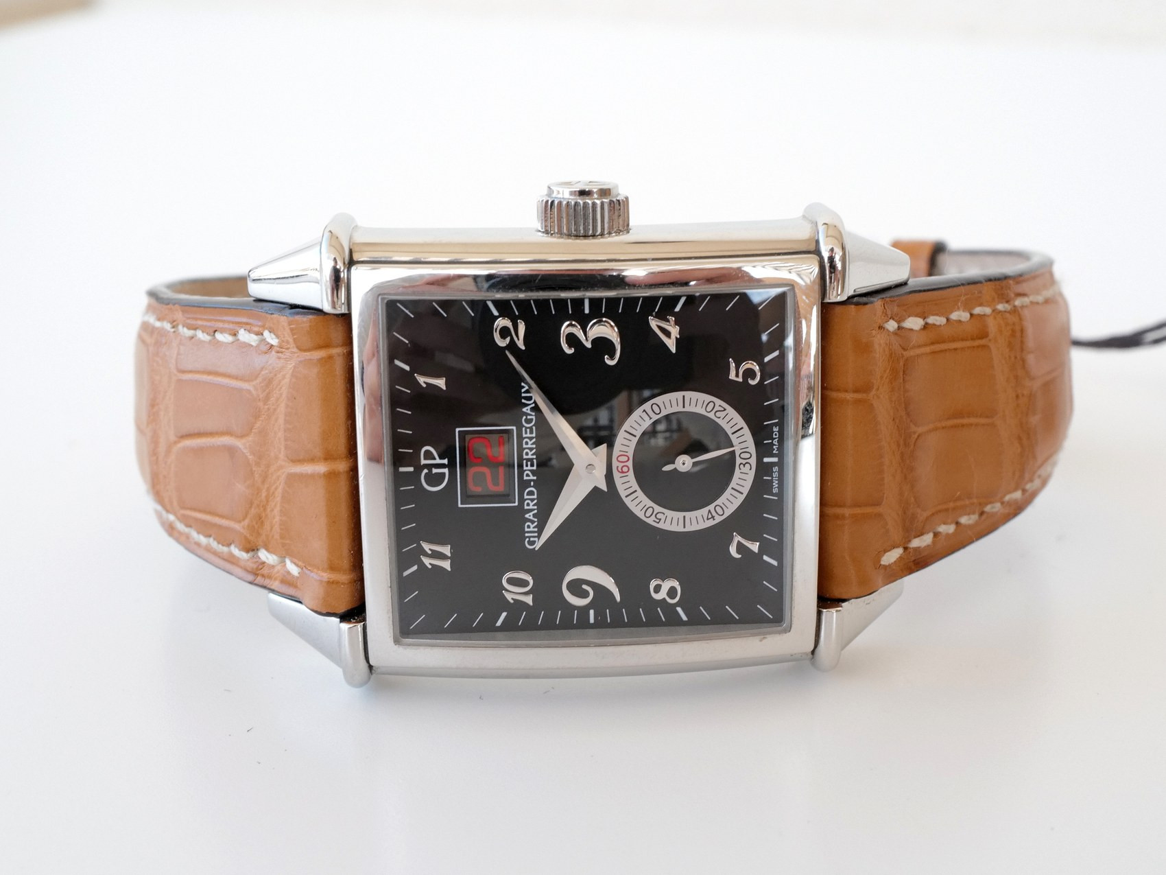 Girard Perregaux Vintage 1945 King Size Big Date Limited Edition