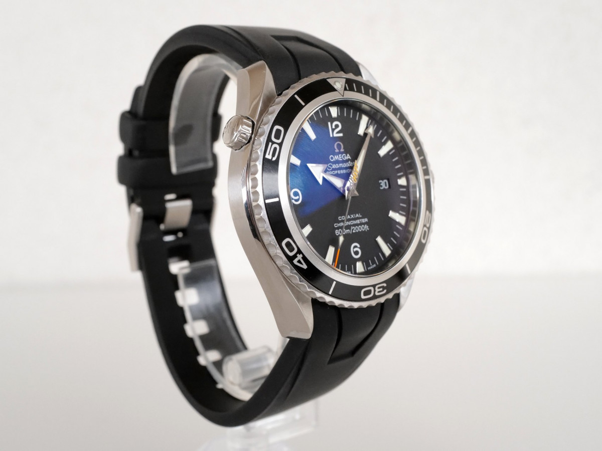 Швейцарские часы Omega Planet Ocean James Bond Casino Royale