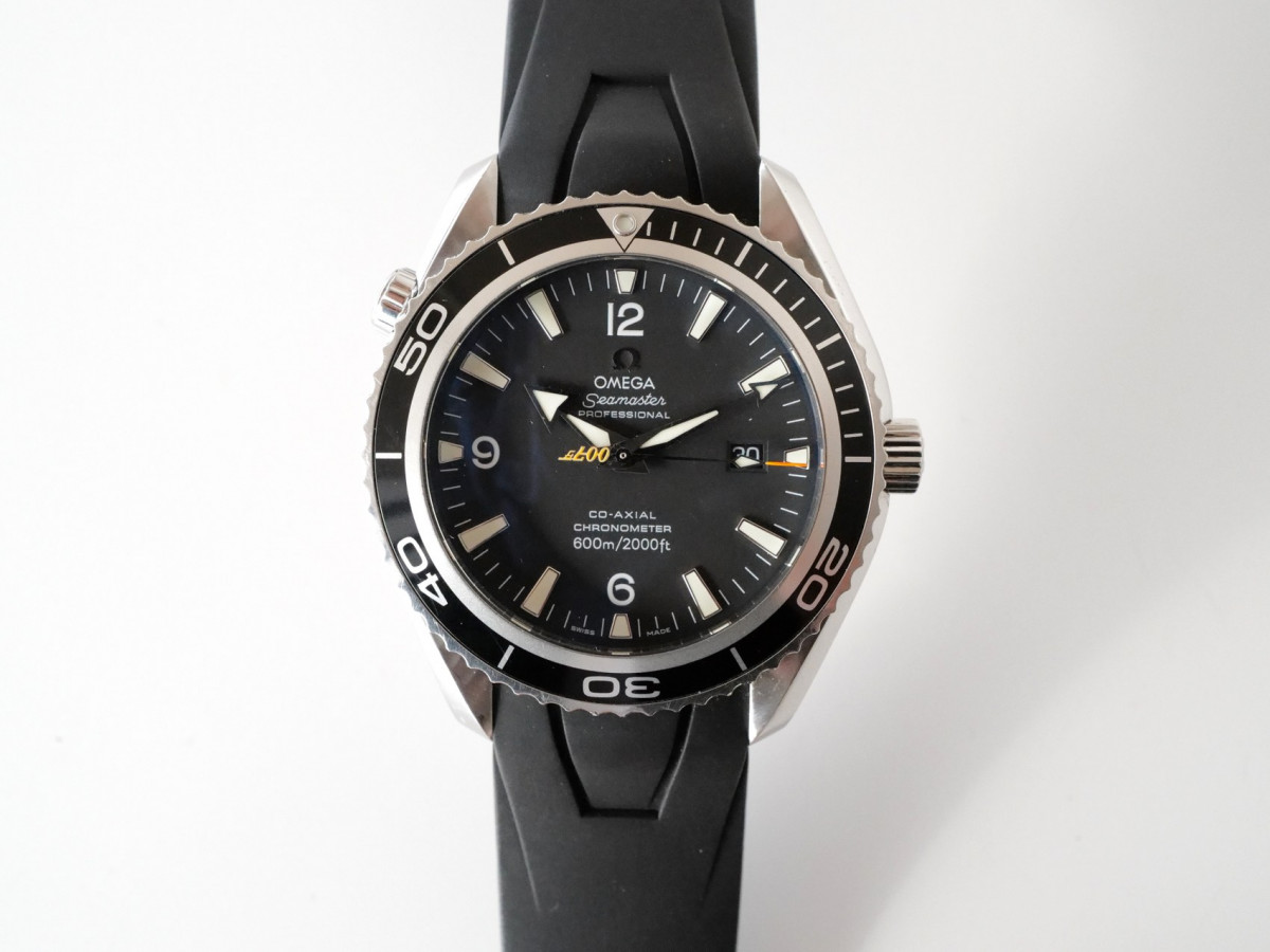 Швейцарские часы Omega Planet Ocean James Bond Casino Royale