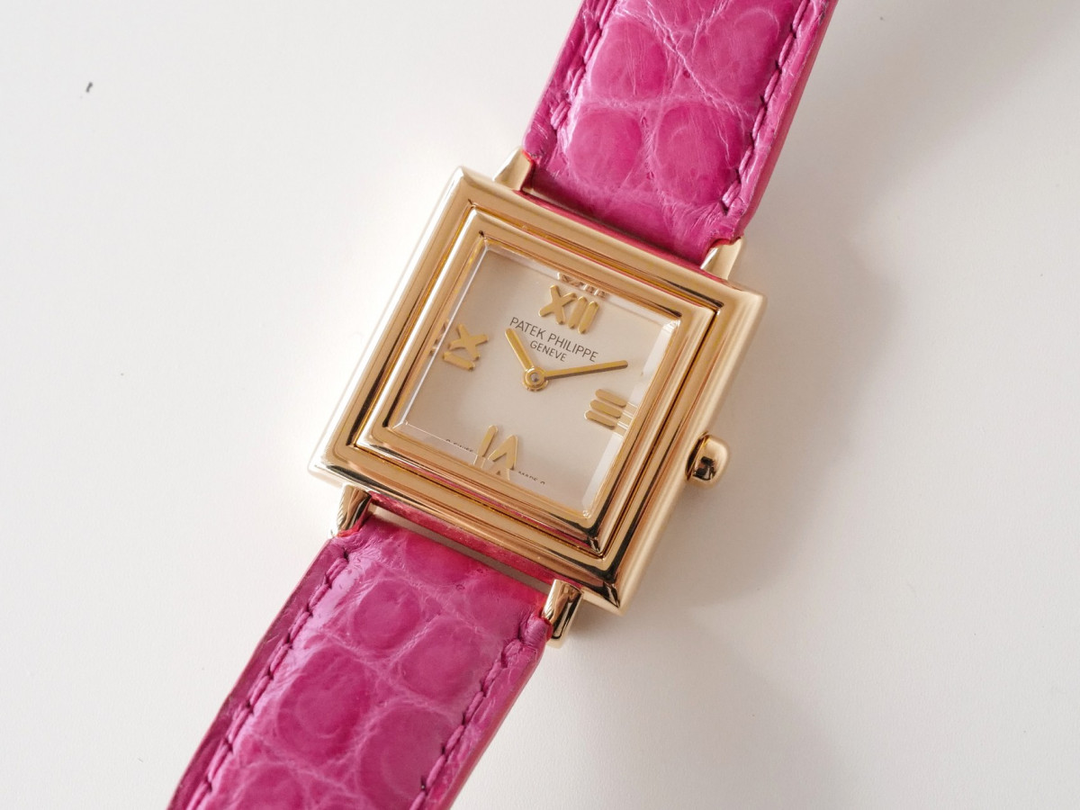 Швейцарские часы Patek Philippe Gondolo 18K Yellow Gold