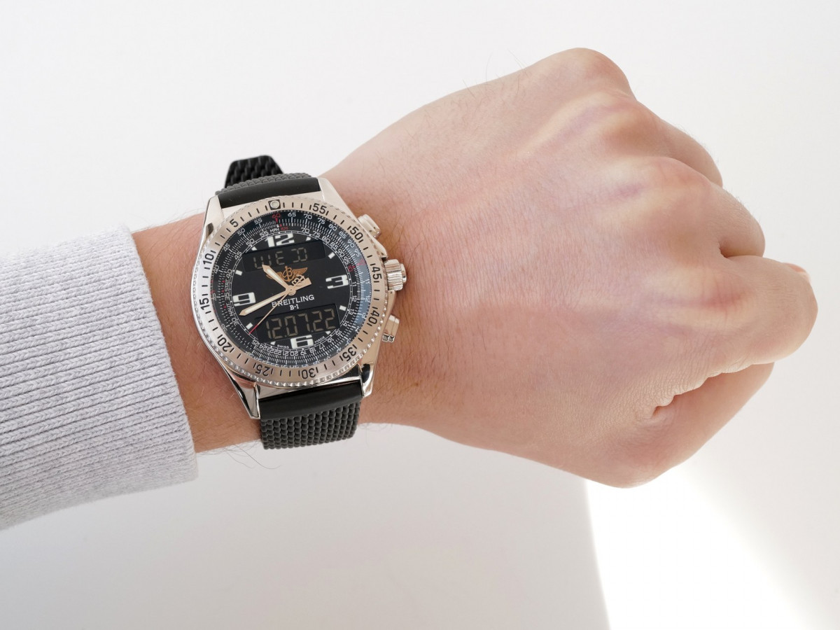 Швейцарський годинник Breitling B-1 Pilot Quartz Chronograph