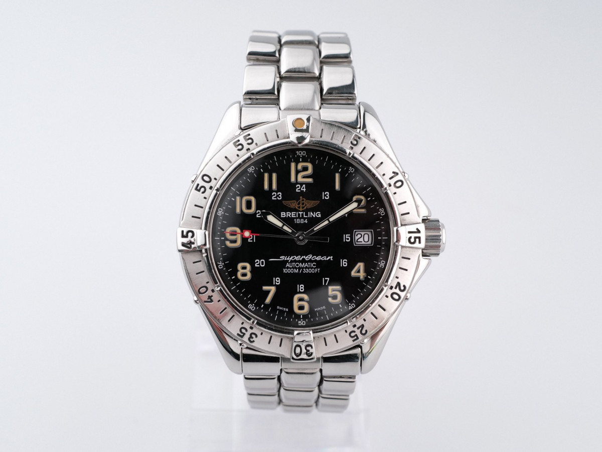 Швейцарський годинник Breitling Superocean Automatic Black Dial