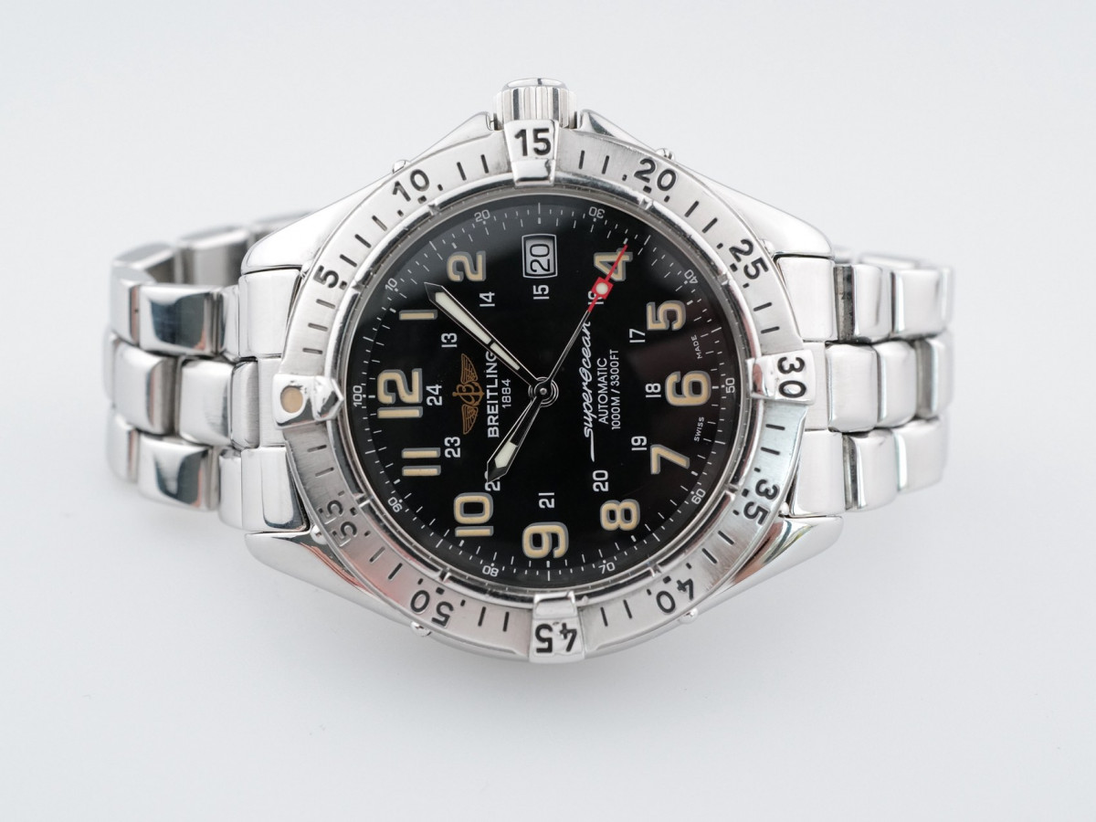 Швейцарський годинник Breitling Superocean Automatic Black Dial