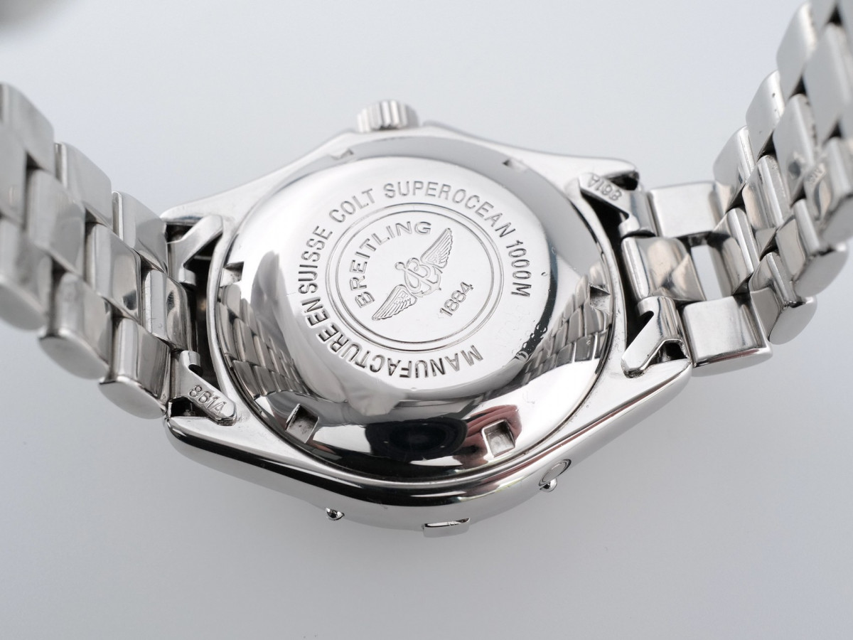 Швейцарський годинник Breitling Superocean Automatic Black Dial