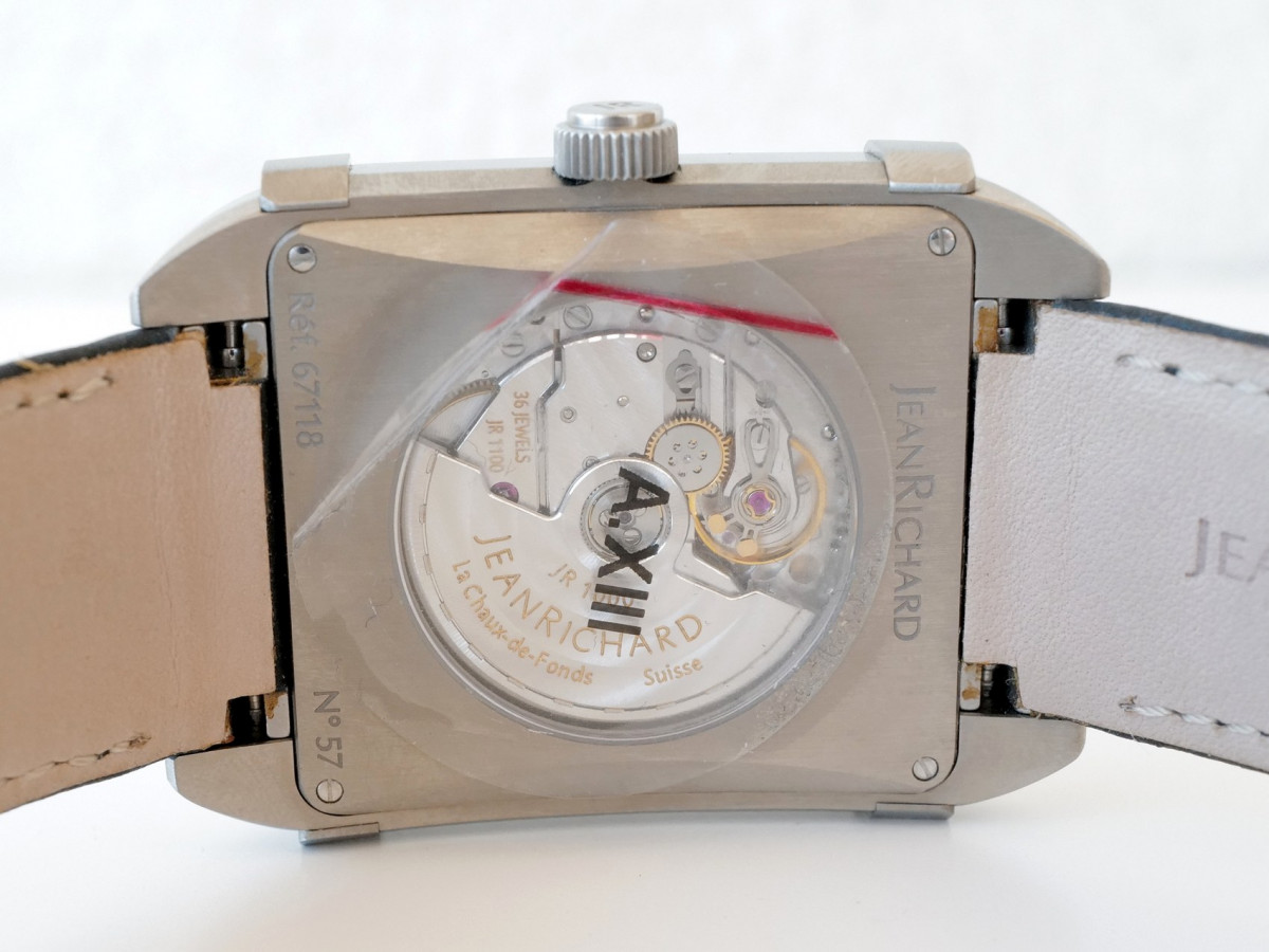 Швейцарський годинник JeanRichard Paramount Time Square Titanium