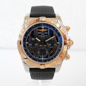 Швейцарський годинник Breitling Chronomat 44 Steel Gold Arabic Numerals Rubber Strap