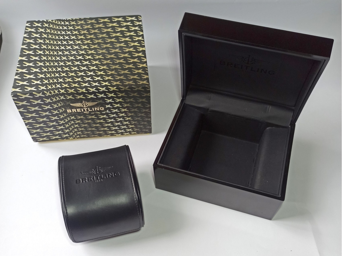 Швейцарський годинник Breitling Chronomat 44 Steel Gold Arabic Numerals Rubber Strap