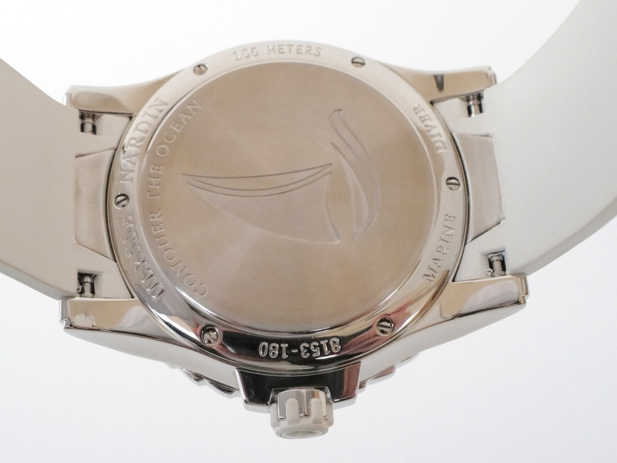 Швейцарские часы Ulysse Nardin Lady Diver Starry Night MOP Diamond Dial