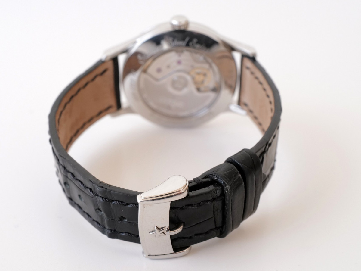 Швейцарський годинник Zenith Heritage Class Elite Lady Diamonds MOP Dial