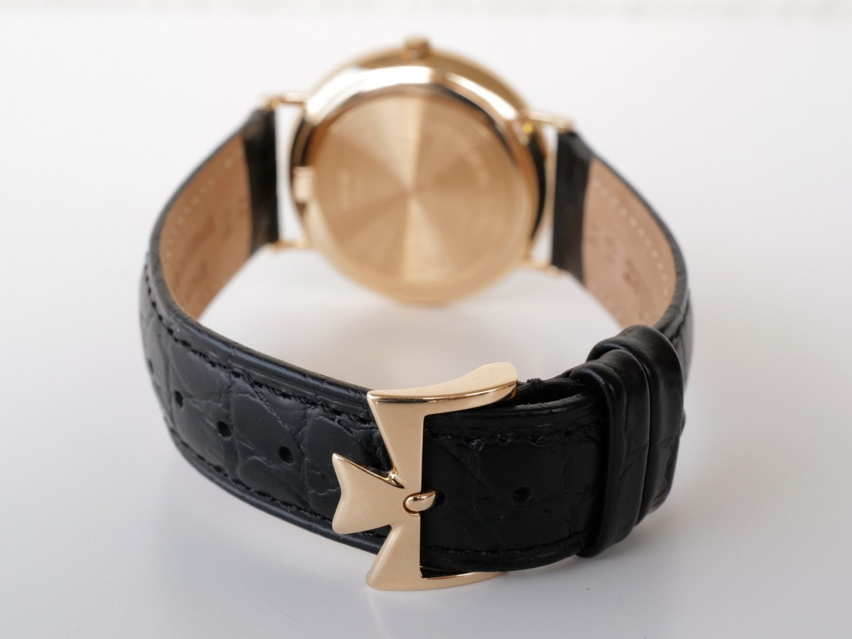 Швейцарський годинник Vacheron Constantin Patrimony Superflat 18K Yellow Gold Automatic