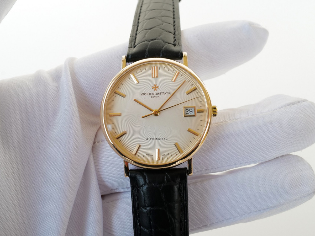 Швейцарський годинник Vacheron Constantin Patrimony Superflat 18K Yellow Gold Automatic