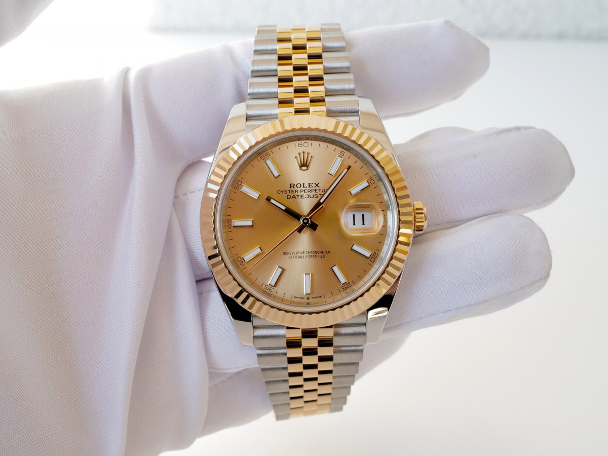 Швейцарские часы Rolex Datejust 41 Jubilee Steel 18K Yellow Gold Champagne Dial (2022)
