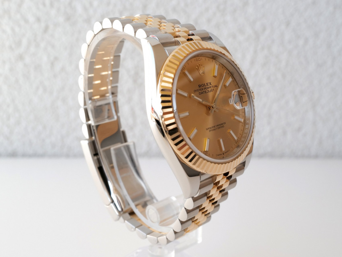 Швейцарские часы Rolex Datejust 41 Jubilee Steel 18K Yellow Gold Champagne Dial (2022)