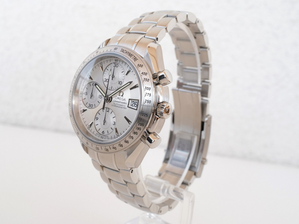 Швейцарские часы Omega Speedmaster Silver Dial Chronograph