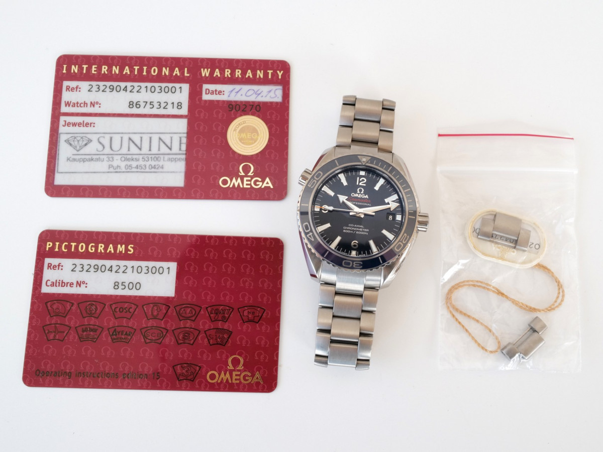 Swiss watch Omega Seamaster Planet Ocean 600M Titanium Blue Dial Co-Axial