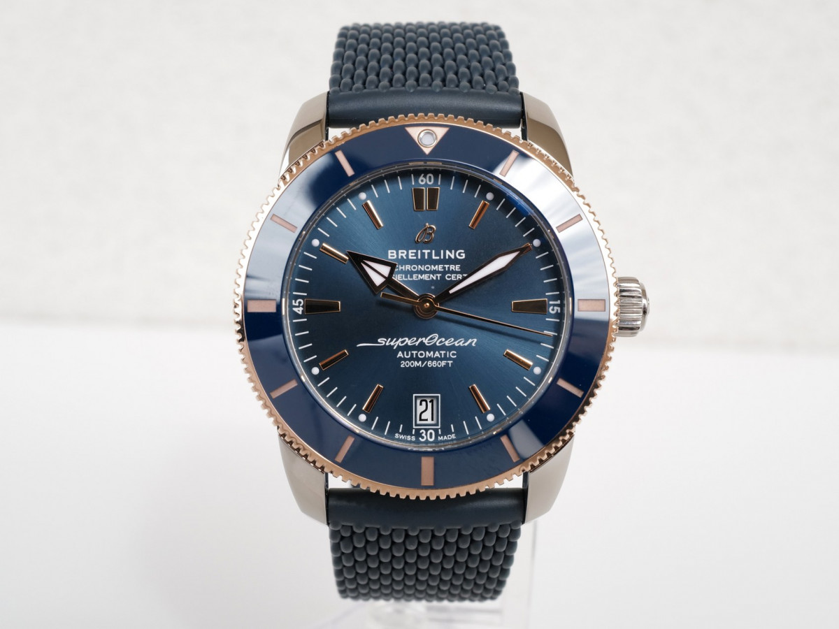 Швейцарские часы Breitling Superocean Heritage B20 Automatic 42 Steel Gold