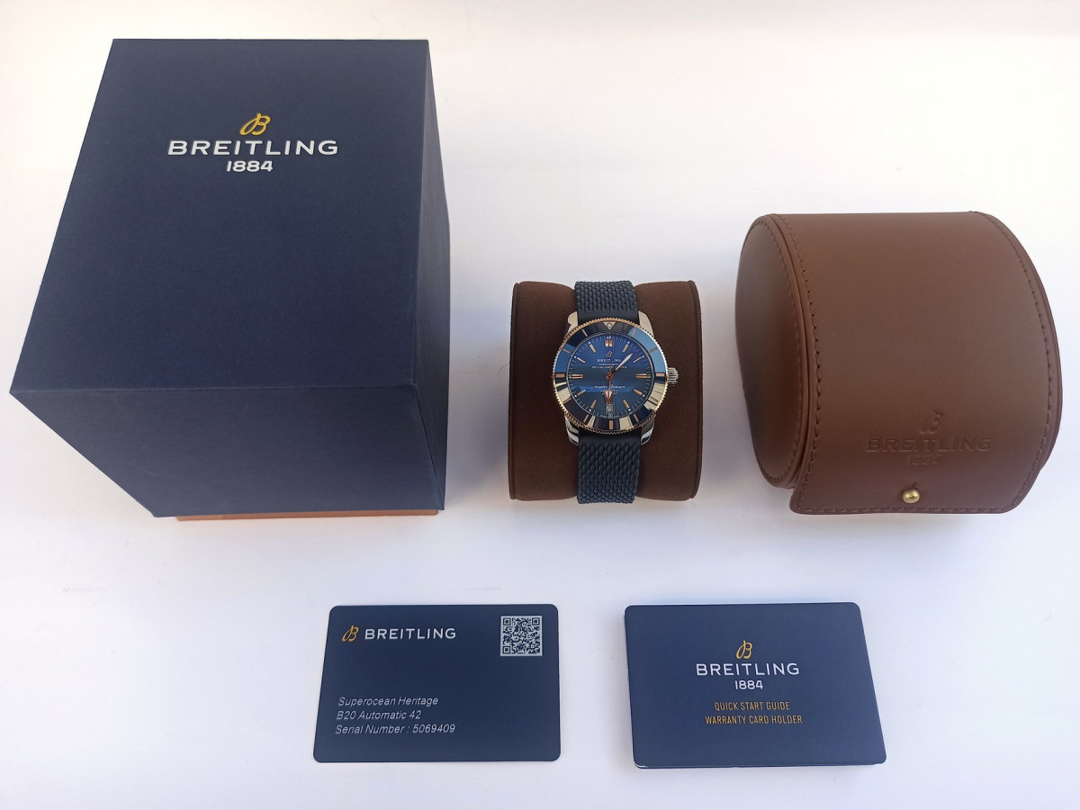 Швейцарские часы Breitling Superocean Heritage B20 Automatic 42 Steel Gold