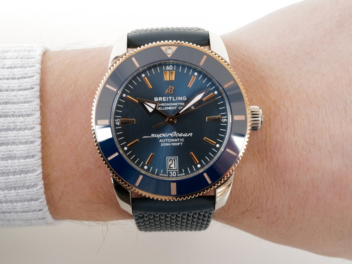 Швейцарские часы Breitling Superocean Heritage B20 Automatic 42 Steel Gold