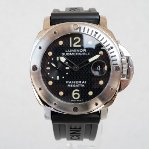 Швейцарський годинник Panerai Luminor Submersible Regatta Special Edition