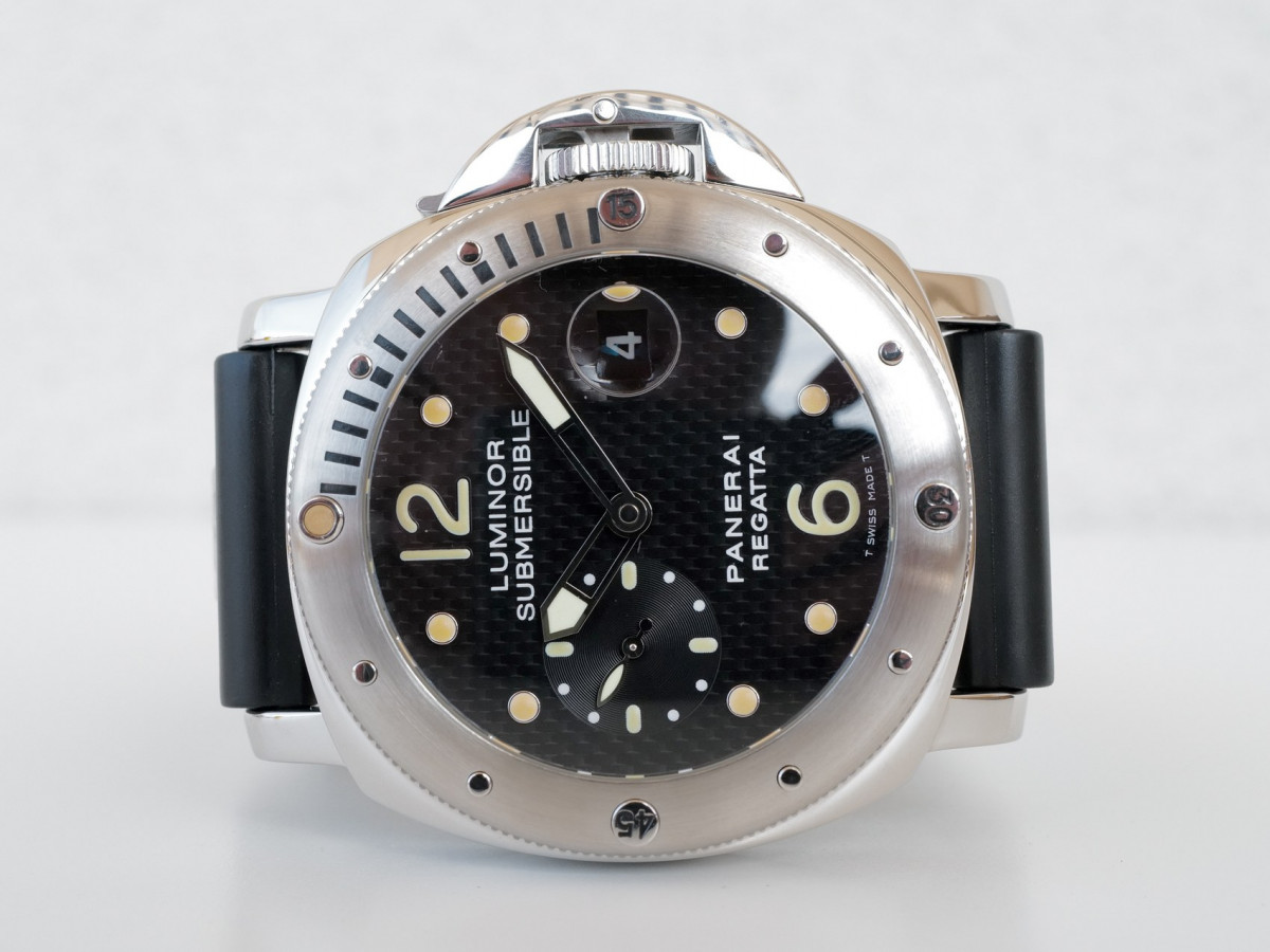 Швейцарський годинник Panerai Luminor Submersible Regatta Special Edition