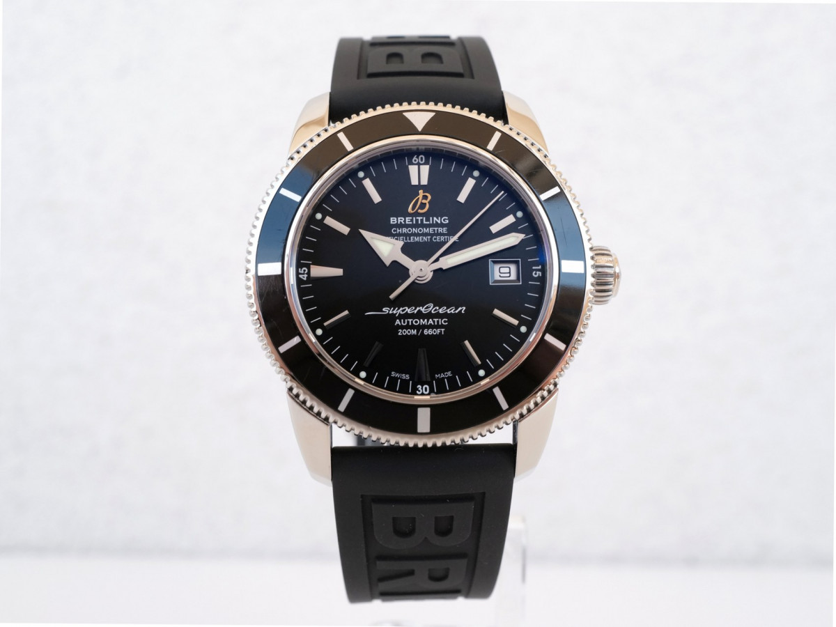 Швейцарские часы Breitling Superocean Heritage 42