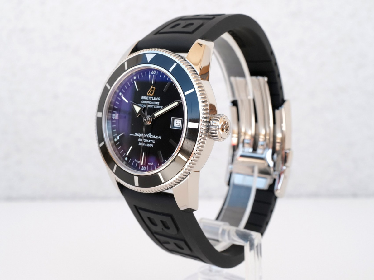 Швейцарские часы Breitling Superocean Heritage 42