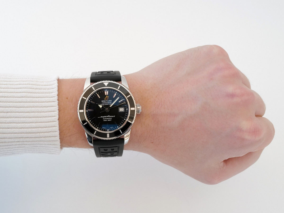 Швейцарские часы Breitling Superocean Heritage 42