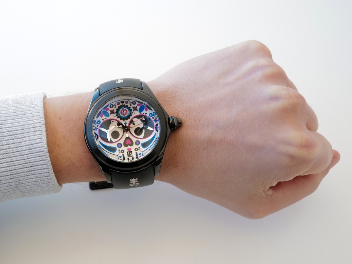 Швейцарський годинник Corum Titanium Bubble 47 Chronograph Monopusher Limited Edition