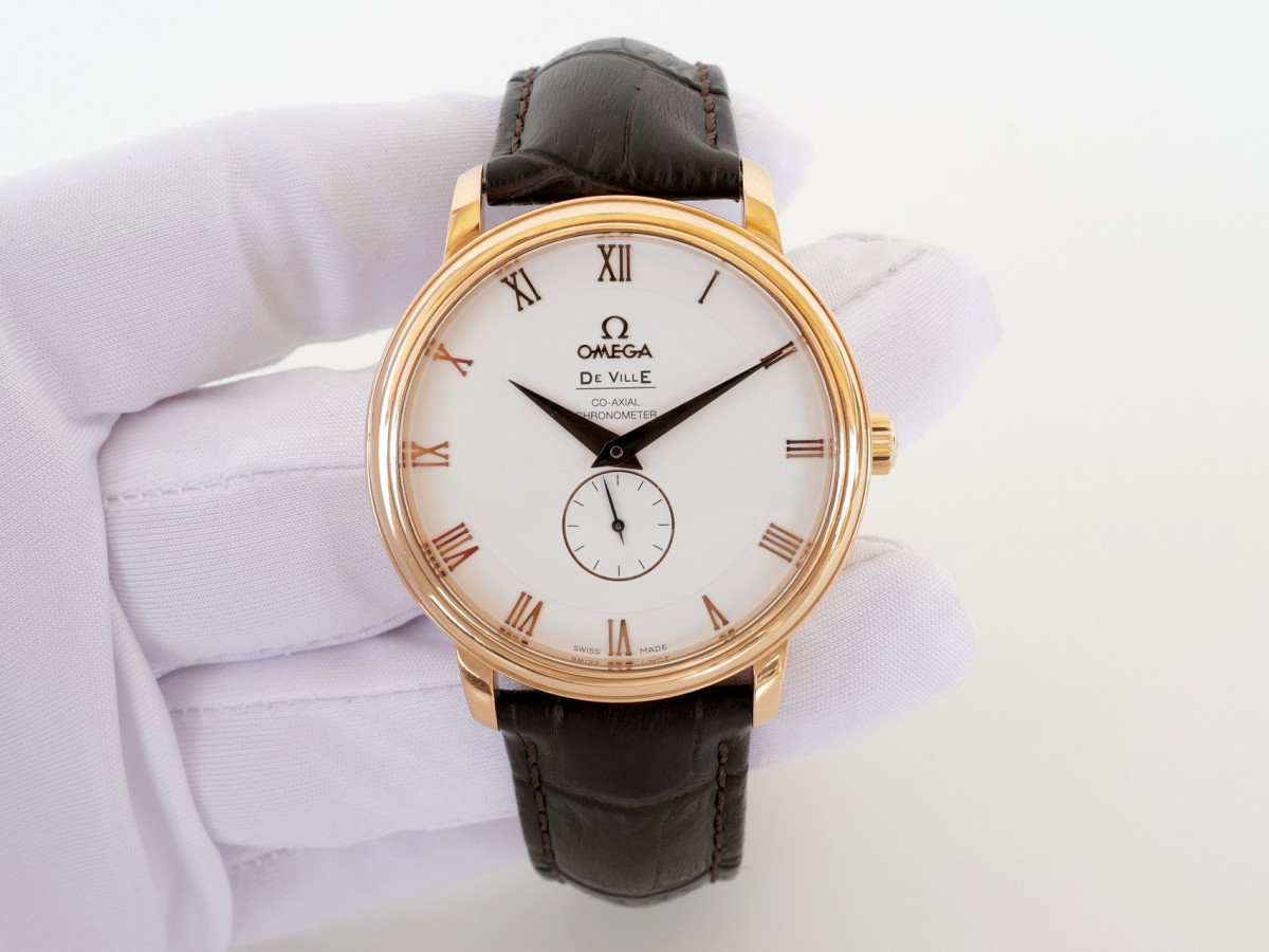 Швейцарские часы Omega De Ville Prestige Co-Axial Small Seconds 18K Rose Gold