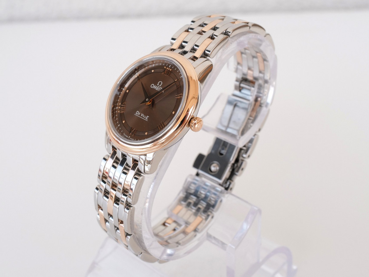 Швейцарские часы Omega De Ville Prestige Quartz 27 Gold Steel