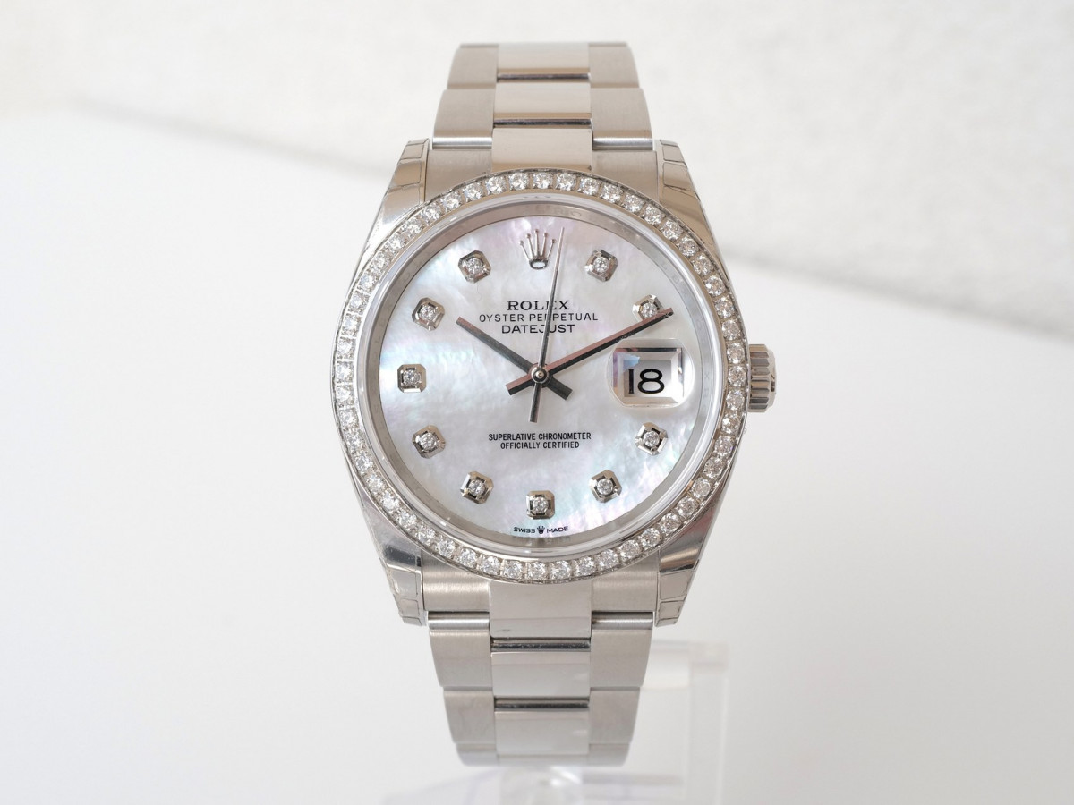 Швейцарские часы Rolex Datejust 36 MOP Diamond Dial Bezel